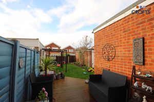 Rear- click for photo gallery